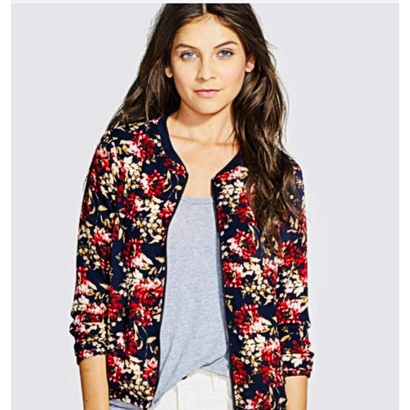 Olive & Oak Jackets & Blazers - 🔥Floral bomber jacket